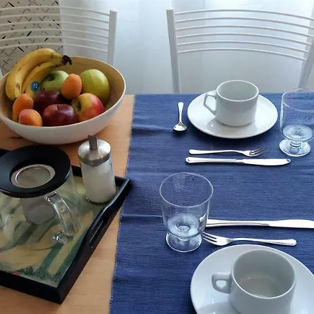 Lovely, Charming And Quiet In The Centre Air Conditioned And Free Private Garage Côme